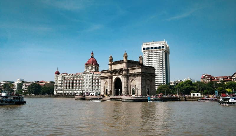 Benefits of Investing in Flats in Mumbai for Sale